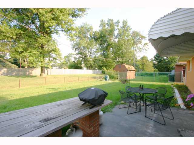 3704 McGuffey Road Columbus, OH 43224 - Photo 10 of 18
