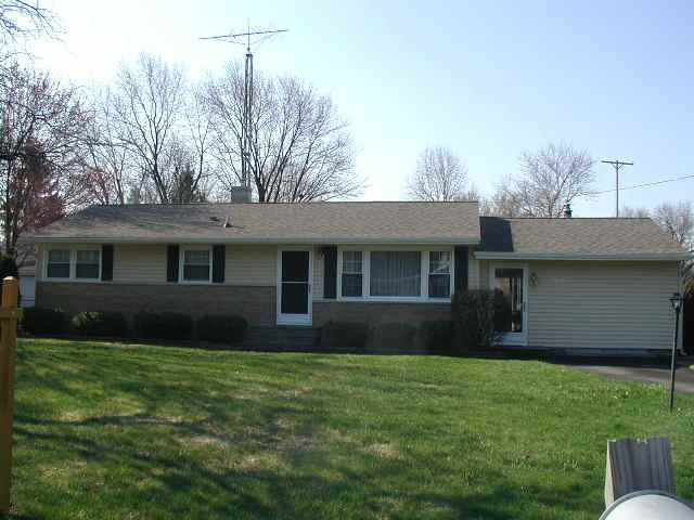 1283 Cunningham Road Jackson, MI 49201 - Photo 1 of 11 Photo 1