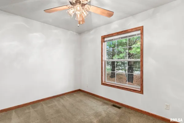 $180,000 | 2800 VÃa Rosso, Unit 146, Springfield, IL 62703