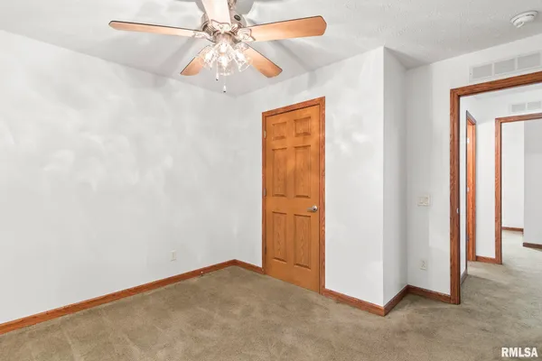 $180,000 | 2800 VÃa Rosso, Unit 146, Springfield, IL 62703