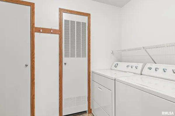 $180,000 | 2800 VÃa Rosso, Unit 146, Springfield, IL 62703