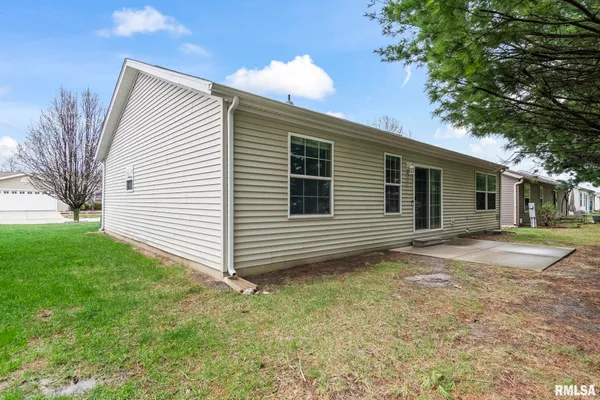 $180,000 | 2800 VÃa Rosso, Unit 146, Springfield, IL 62703