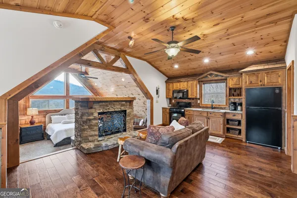 $1,175,000 | 101 Falling Rock Road, Blue Ridge, GA 30513