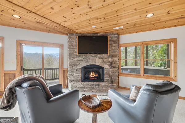 $1,175,000 | 101 Falling Rock Road, Blue Ridge, GA 30513