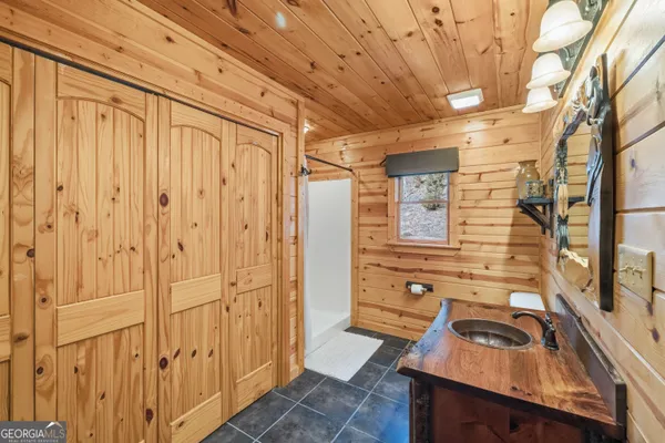 $1,175,000 | 101 Falling Rock Road, Blue Ridge, GA 30513