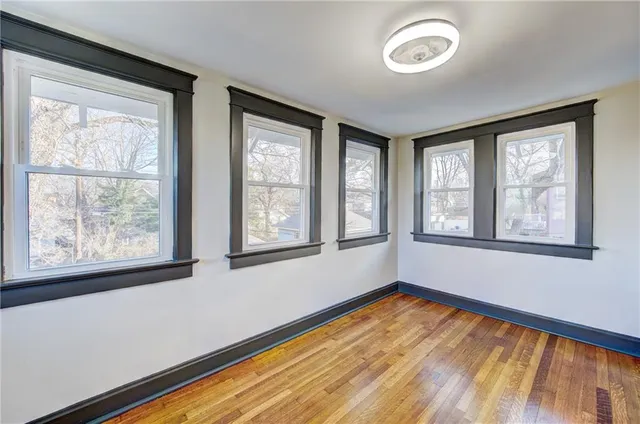 $325,000 | 5433 Tracy Avenue, Kansas City, MO 64110