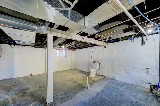 $325,000 | 5433 Tracy Avenue, Kansas City, MO 64110