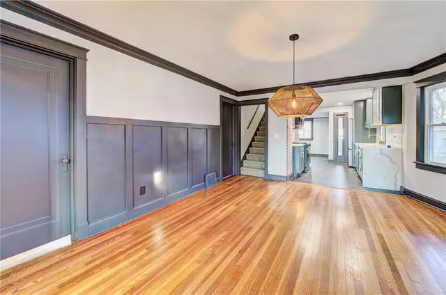 $325,000 | 5433 Tracy Avenue, Kansas City, MO 64110