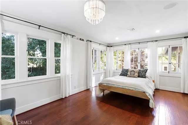 $1,258,500 | 290 West Twelfth Street, Claremont, CA 91711