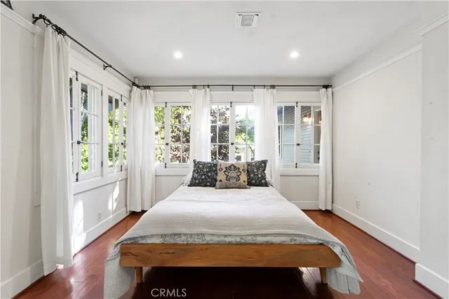 $1,258,500 | 290 West Twelfth Street, Claremont, CA 91711