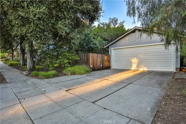 $1,258,500 | 290 West Twelfth Street, Claremont, CA 91711