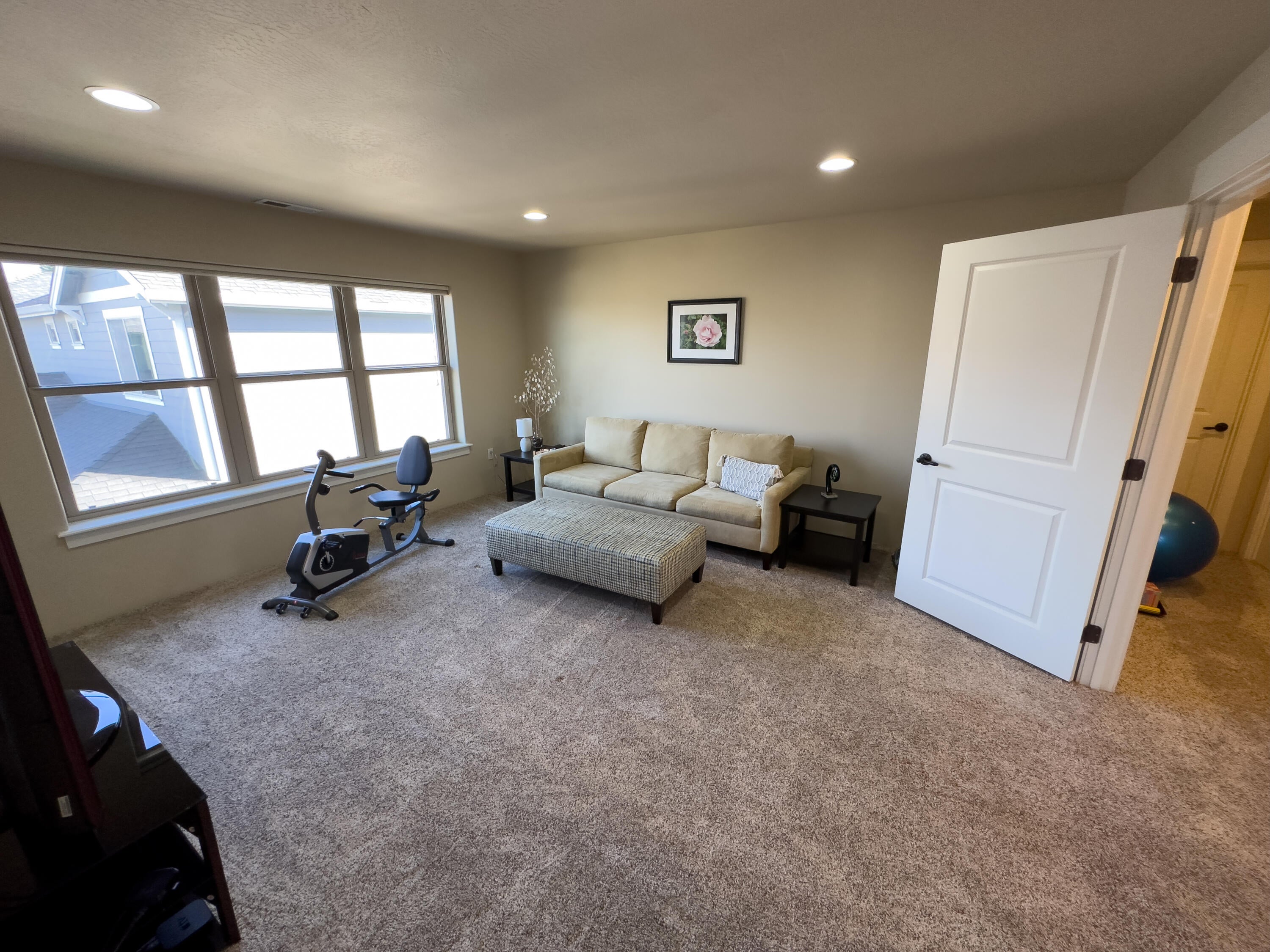 1101 Lithia Way Talent, OR 97540 - Photo 63 of 68 2024-01-25 11-11-06
