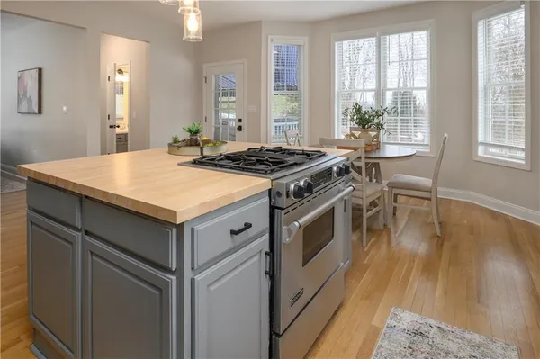 $695,000 | 100 Summerlawn Drive, Sewickley, PA 15143