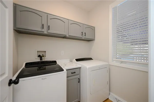 $695,000 | 100 Summerlawn Drive, Sewickley, PA 15143