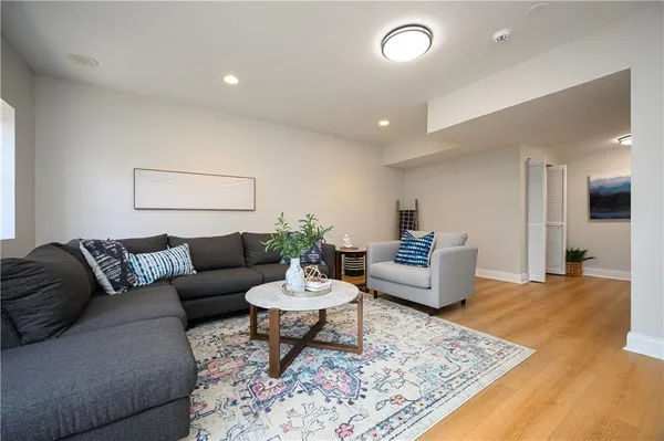 $695,000 | 100 Summerlawn Drive, Sewickley, PA 15143