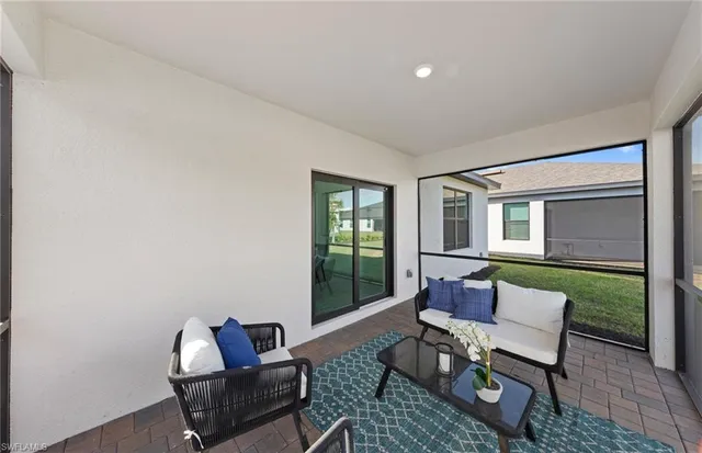 $266,310 | 1202 Caloosa Cv Drive, LaBelle, FL 33935