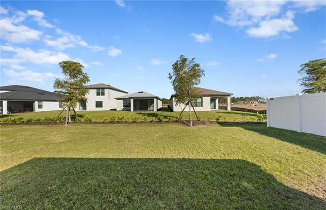 $266,310 | 1202 Caloosa Cv Drive, LaBelle, FL 33935