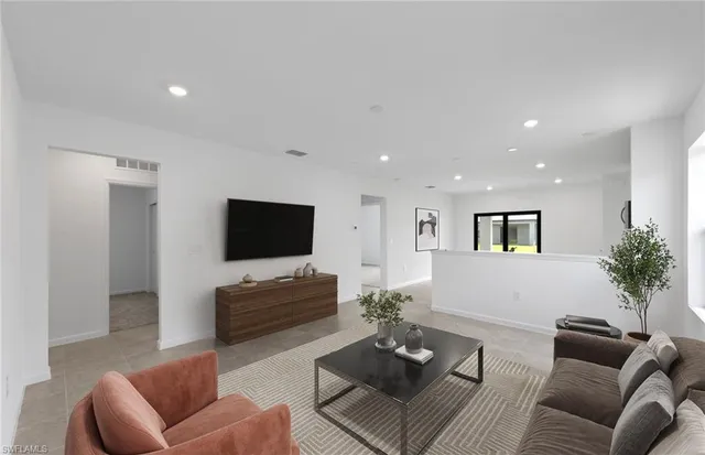 $294,310 | 1202 Caloosa Cv Drive, LaBelle, FL 33935