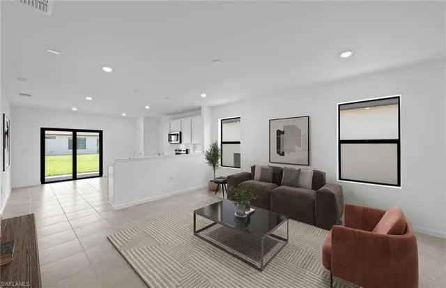 $294,310 | 1202 Caloosa Cv Drive, LaBelle, FL 33935