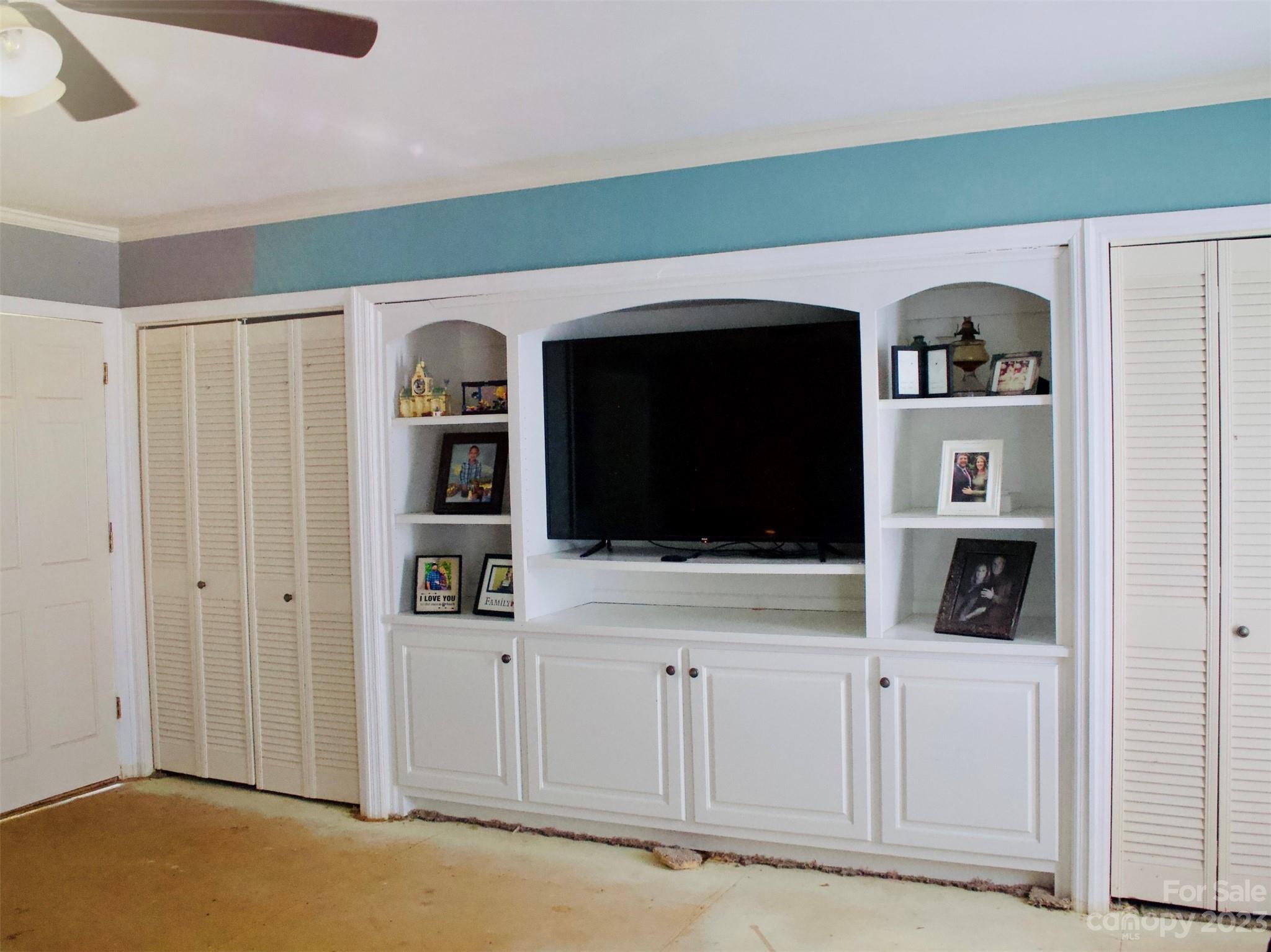 5880 Tabernacle Road Lancaster, SC 29720 - Photo 11 of 22 a living room with furniture and a flat screen tv