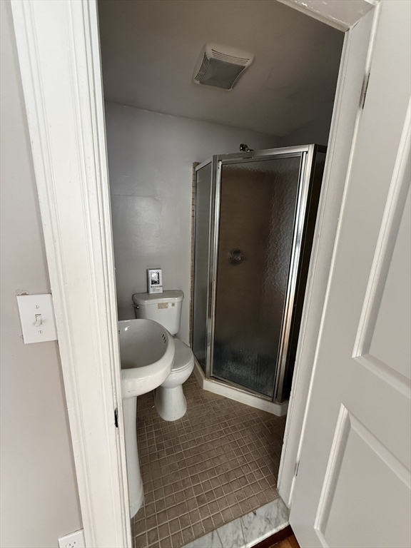 80 Draper Street, Unit 1 Boston, MA 02122 - Photo 6 of 11