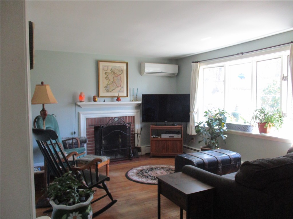 41 Thurman Street Warwick, RI 02888 - Photo 16 of 40