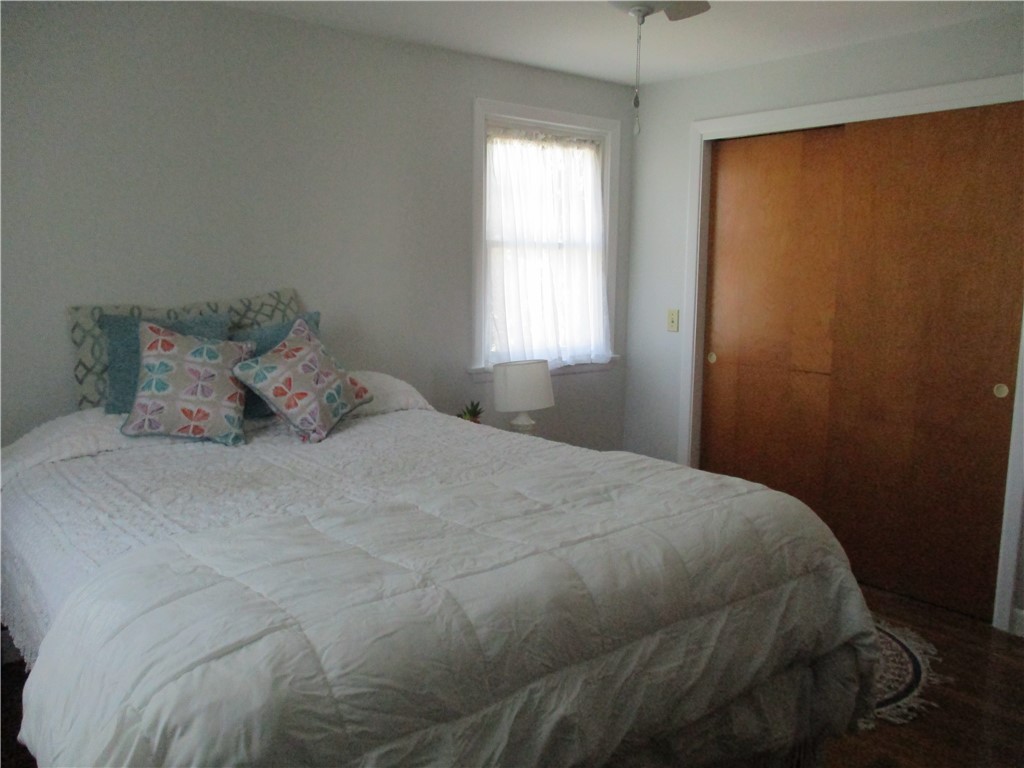 41 Thurman Street Warwick, RI 02888 - Photo 23 of 40