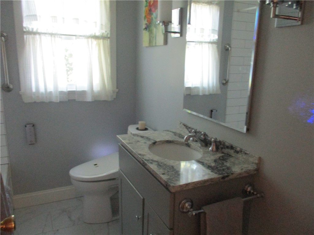 41 Thurman Street Warwick, RI 02888 - Photo 29 of 40