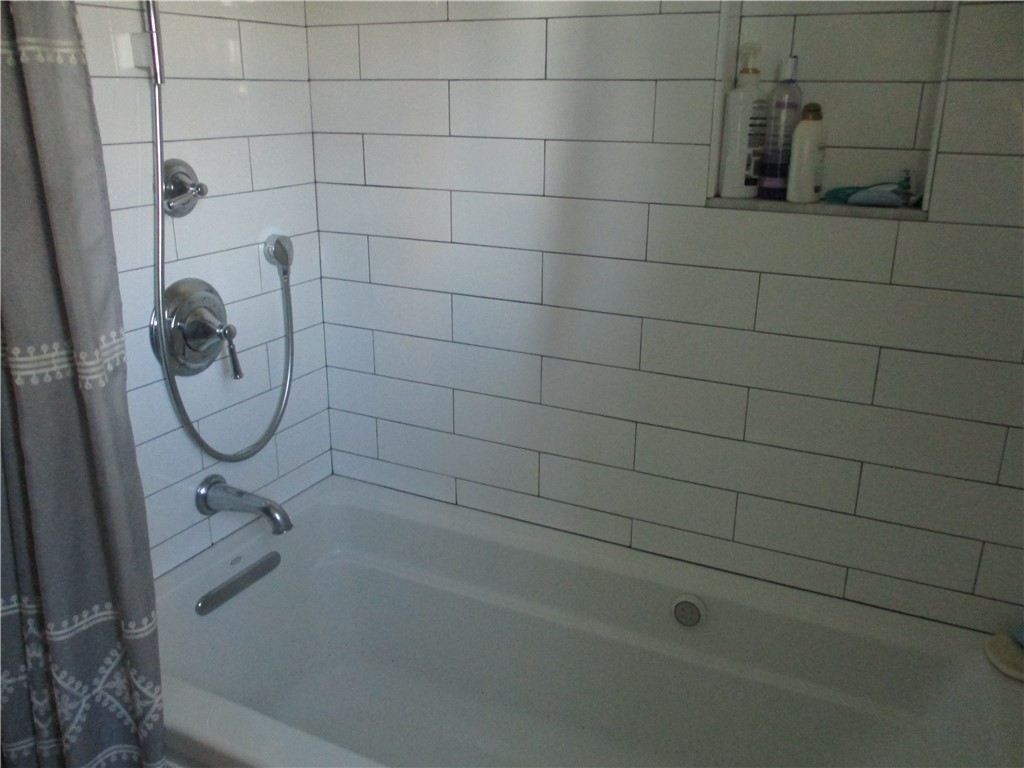 41 Thurman Street Warwick, RI 02888 - Photo 30 of 40