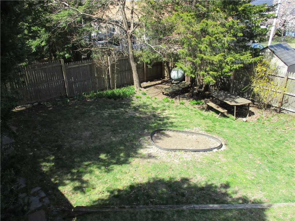 41 Thurman Street Warwick, RI 02888 - Photo 10 of 40