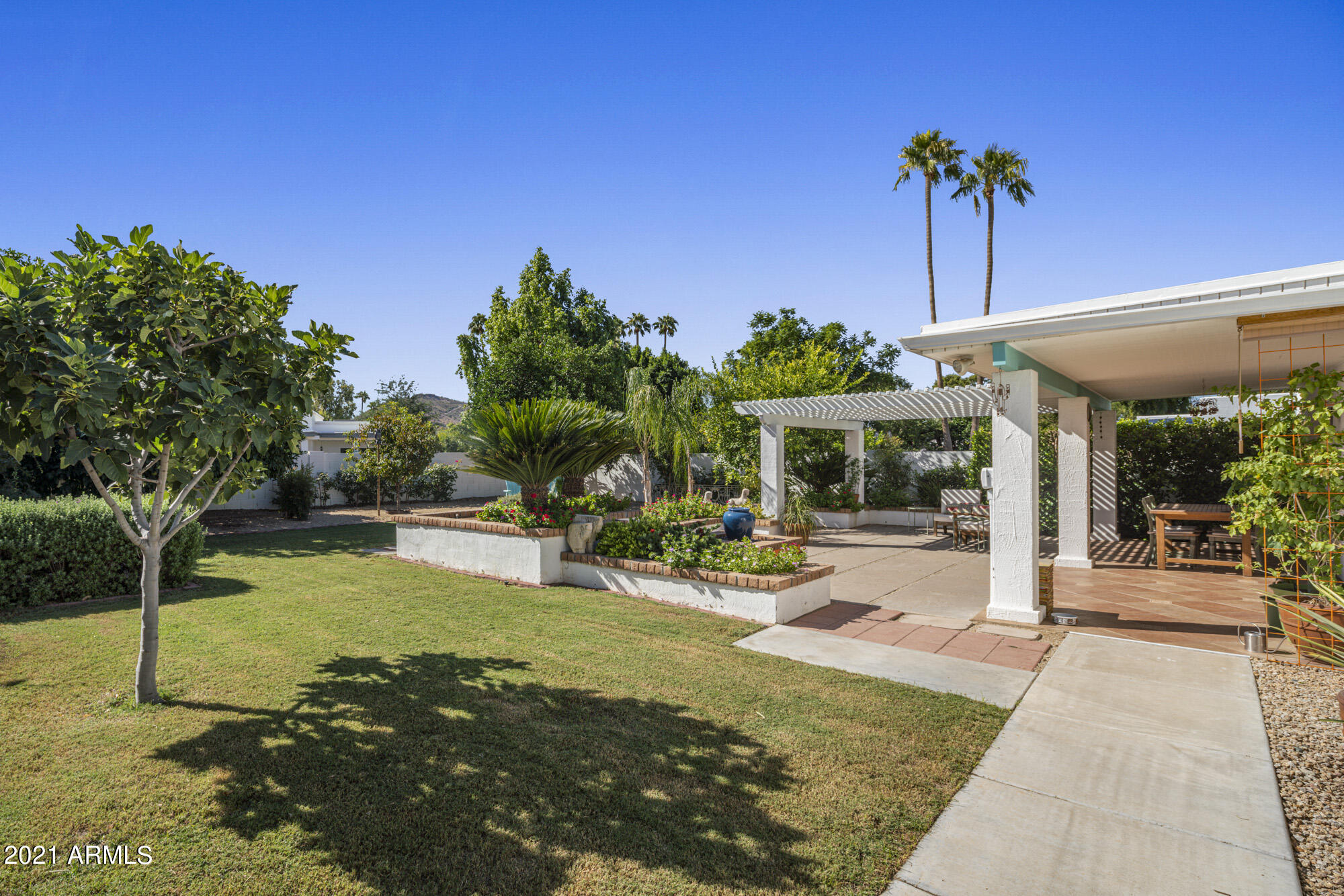 23 East Calavar Road Phoenix, AZ 85022 - Photo 25 of 35 Backyard