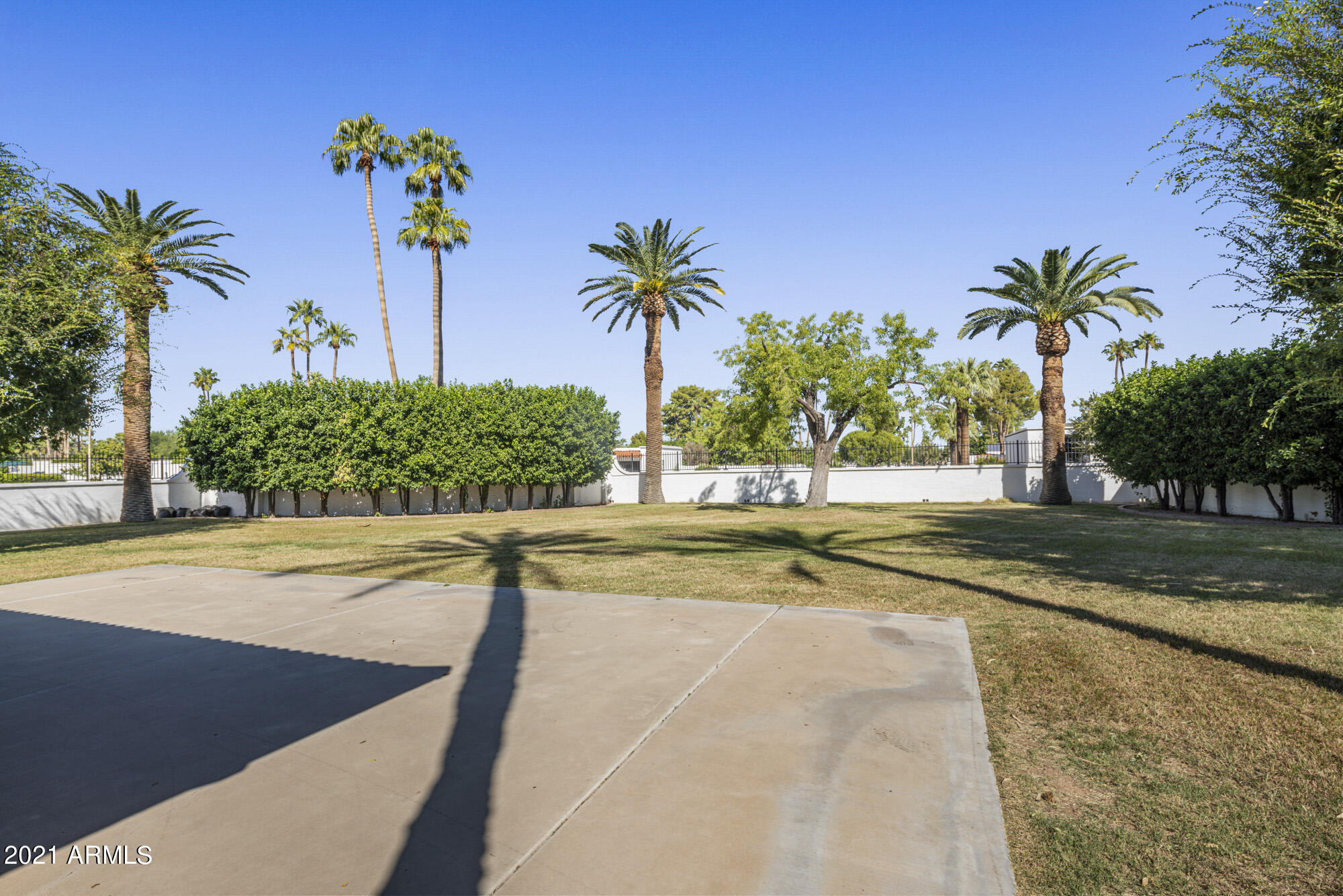 23 East Calavar Road Phoenix, AZ 85022 - Photo 32 of 35 Common Area