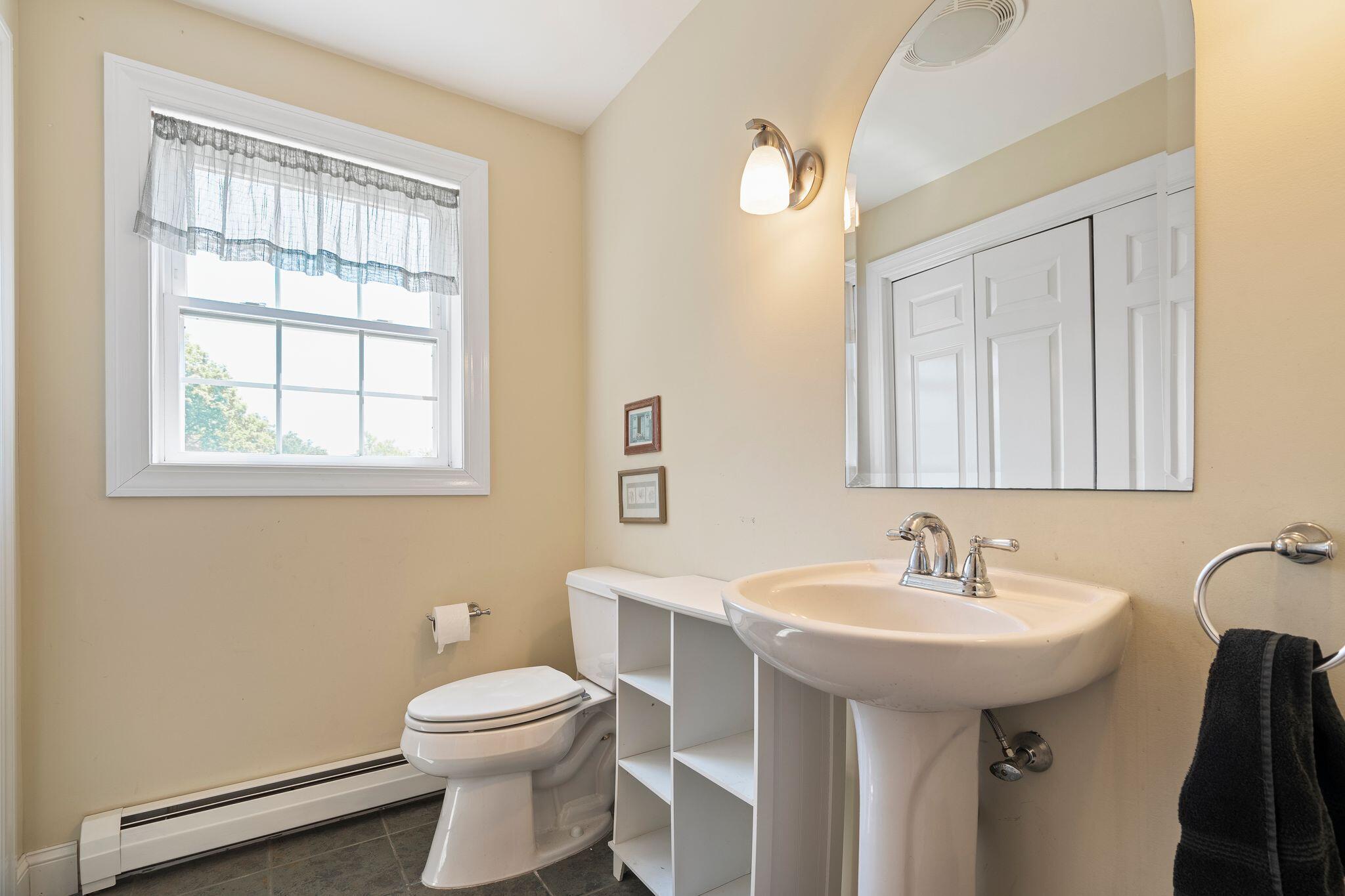 31 Sewall Road South Berwick, ME 03908 - Photo 26 of 34 31 Sewall Rd South Berwick ME 28