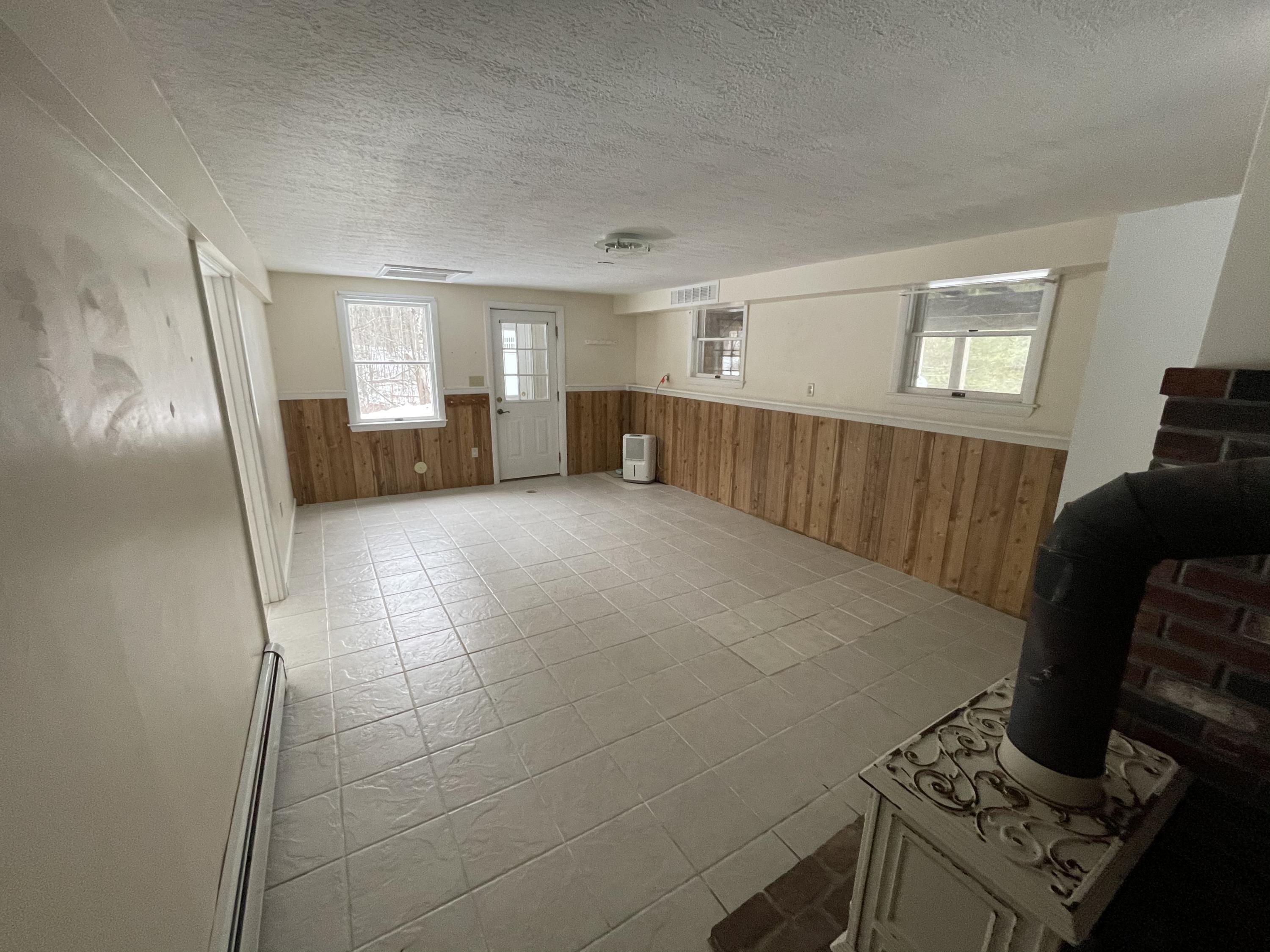 398 Duckpuddle Road Nobleboro, ME 04555 - Photo 19 of 44 CB472ED2-B728-40E5-9C34-103AFEFEFC55