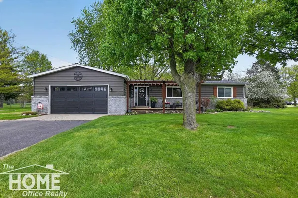 $252,300 | 1820 Ketegawn Road, Owosso, MI 48867