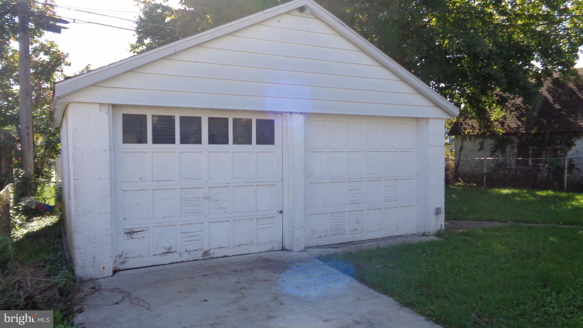 1725 Glen Curtis Road Baltimore, MD 21221 - Photo 16 of 22 Exterior (Rear)