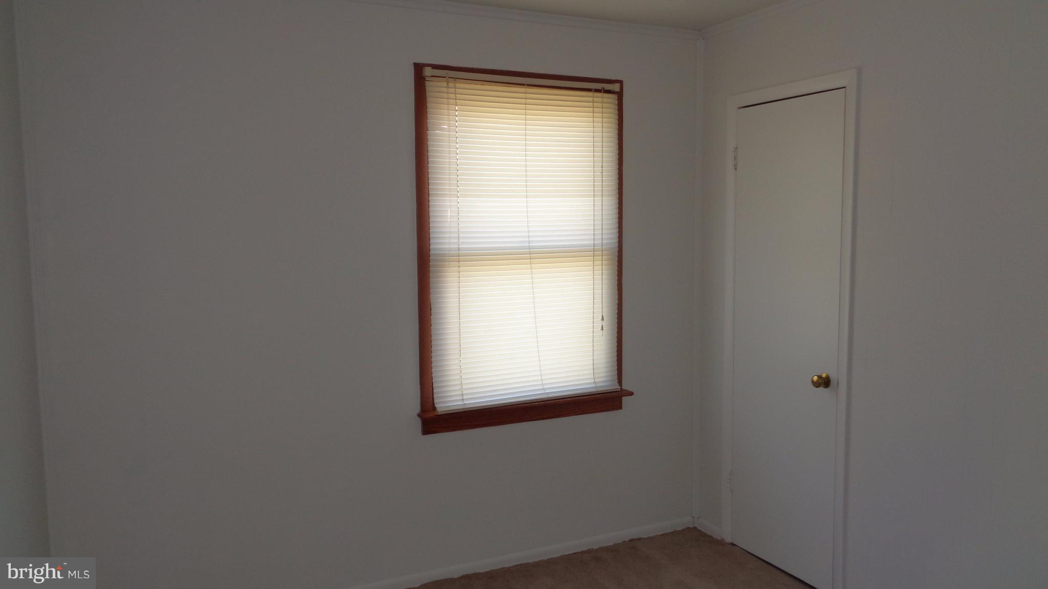 1725 Glen Curtis Road Baltimore, MD 21221 - Photo 10 of 22 Bedroom (Master)
