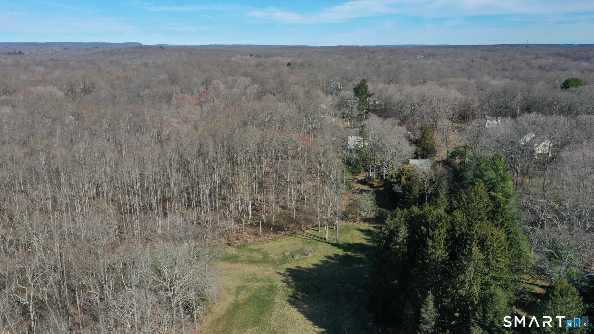 441 Opening Hill Road Madison, CT 06443 - Photo 15 of 33 a view of a dry yard