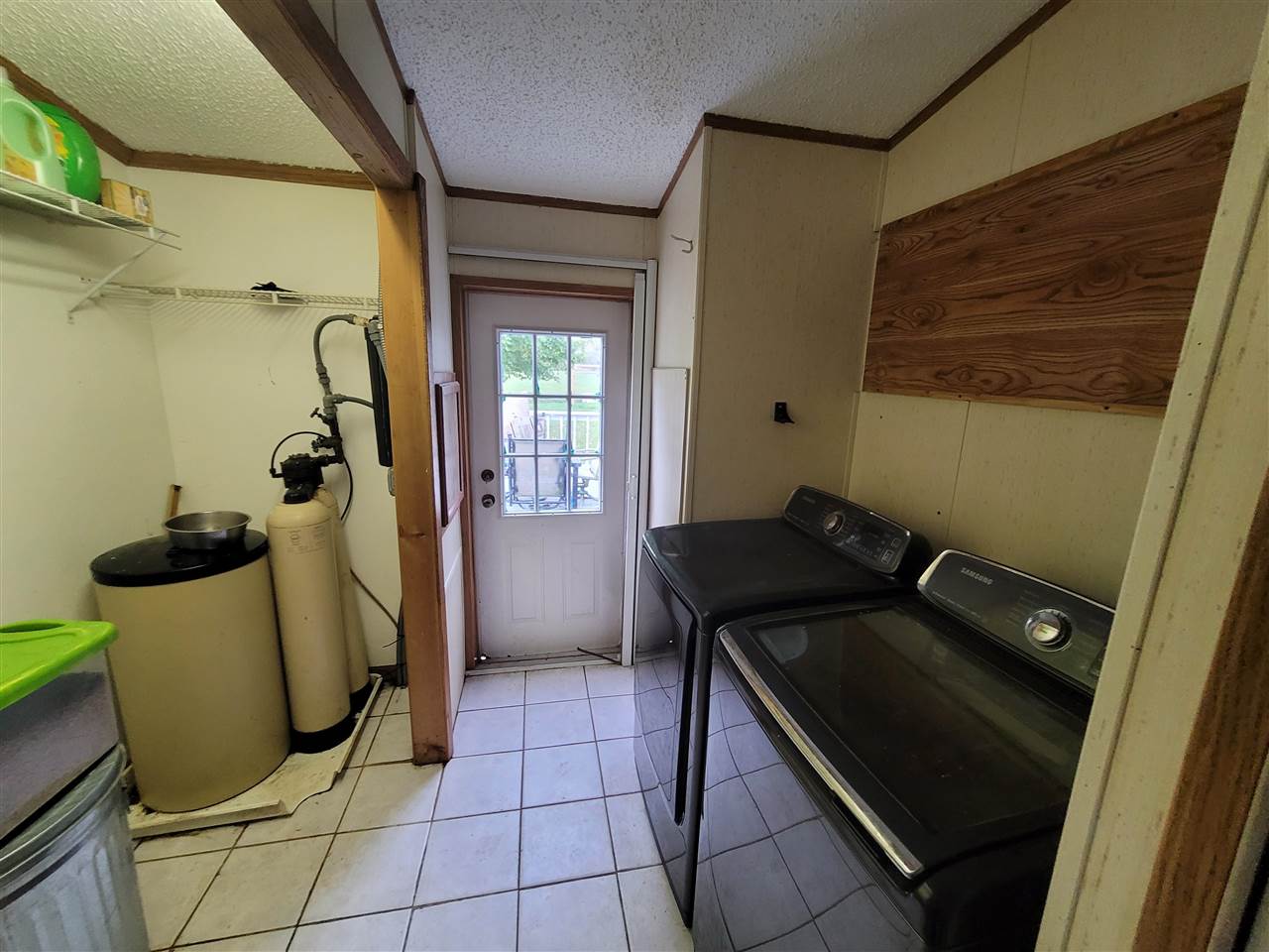 766 West Chapman Road Mount Pleasant, MI 48858 - Photo 7 of 18 1893858-6.JPG