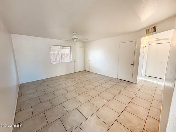 $1,299 | 308 East Vogel Avenue, Unit 5, Phoenix, AZ 85020