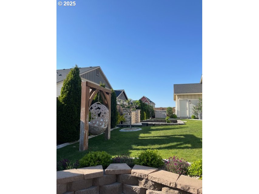 101 Rome Street Boardman, OR 97818 - Photo 6 of 32