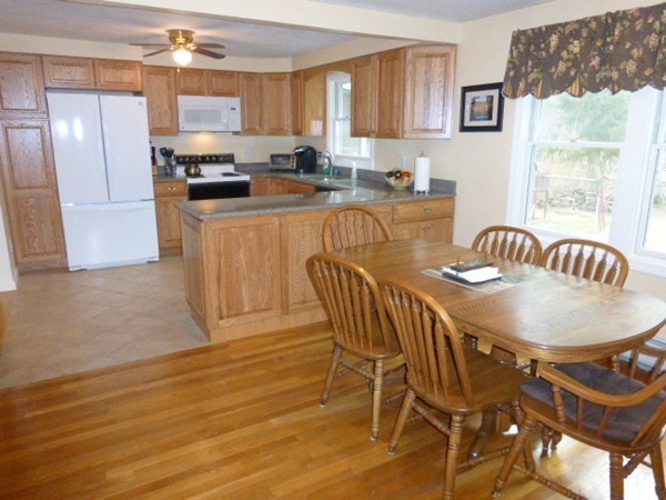 61 Westbrook Road South Hadley, MA 01075 - Photo 11 of 23 Gallery Image 11