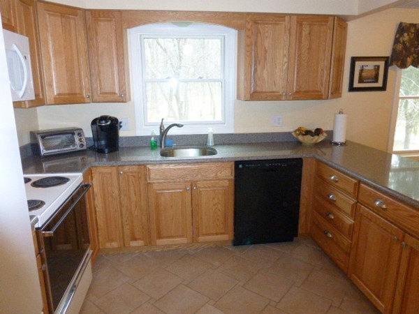 61 Westbrook Road South Hadley, MA 01075 - Photo 14 of 23 Gallery Image 14