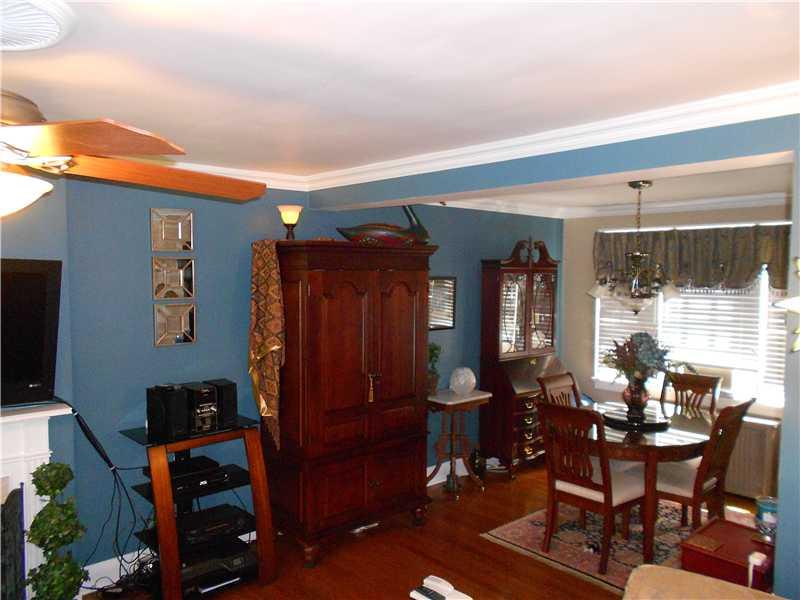 417 Olympia Road Pittsburgh, PA 15211 - Photo 4 of 25 Dining Room.