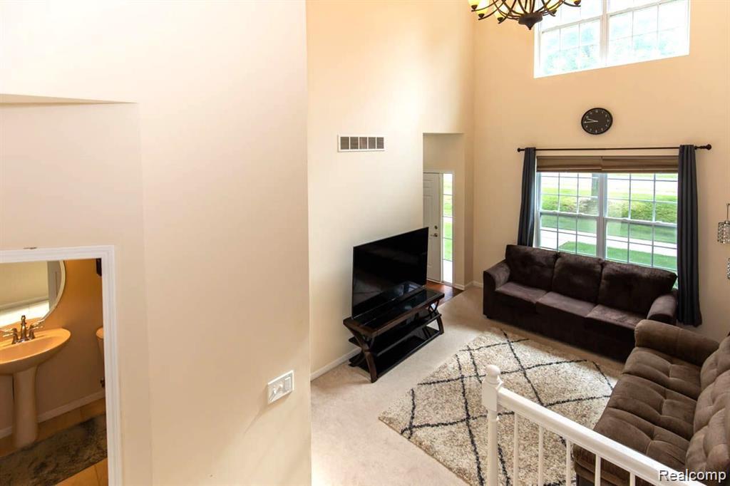 41578 Mitchell Road Novi, MI 48377 - Photo 15 of 46 15.jpg