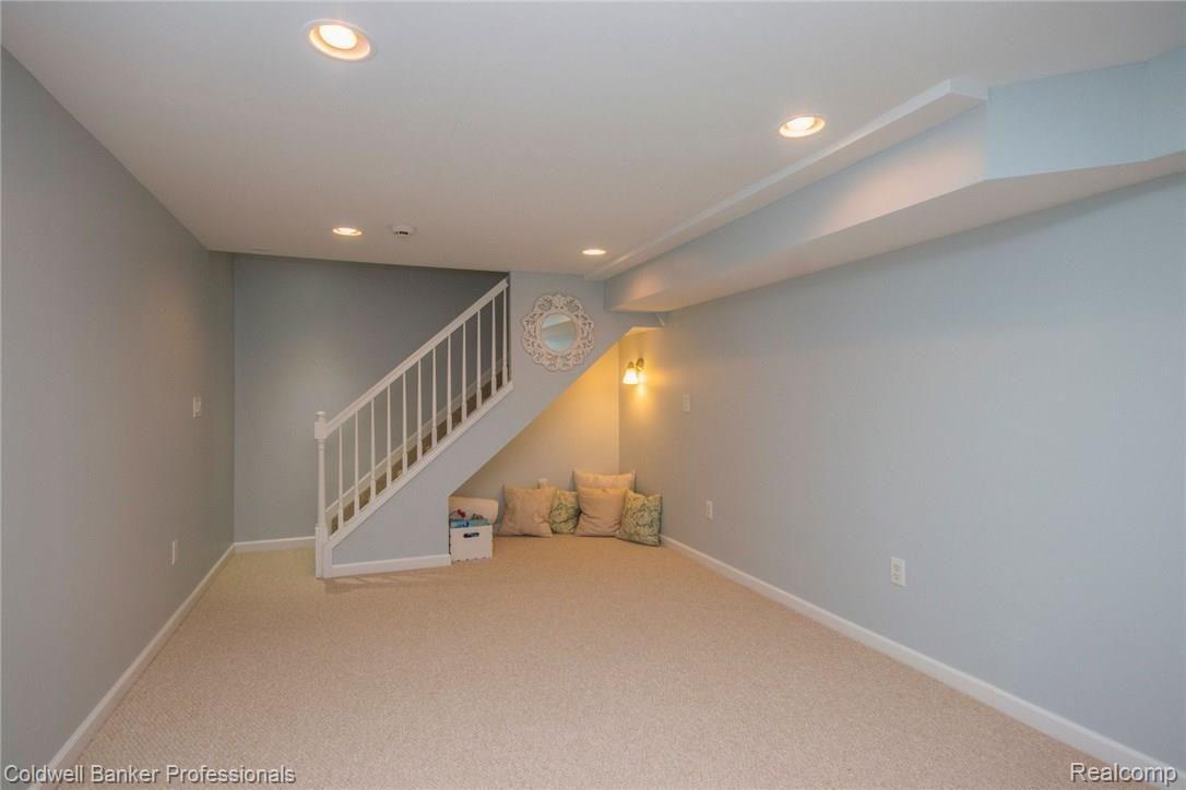 1619 Grandview Drive Rochester, MI 48306 - Photo 14 of 15 fa95c04d-6eab-46b3-9f9e-8570aae4b5f1.jpg