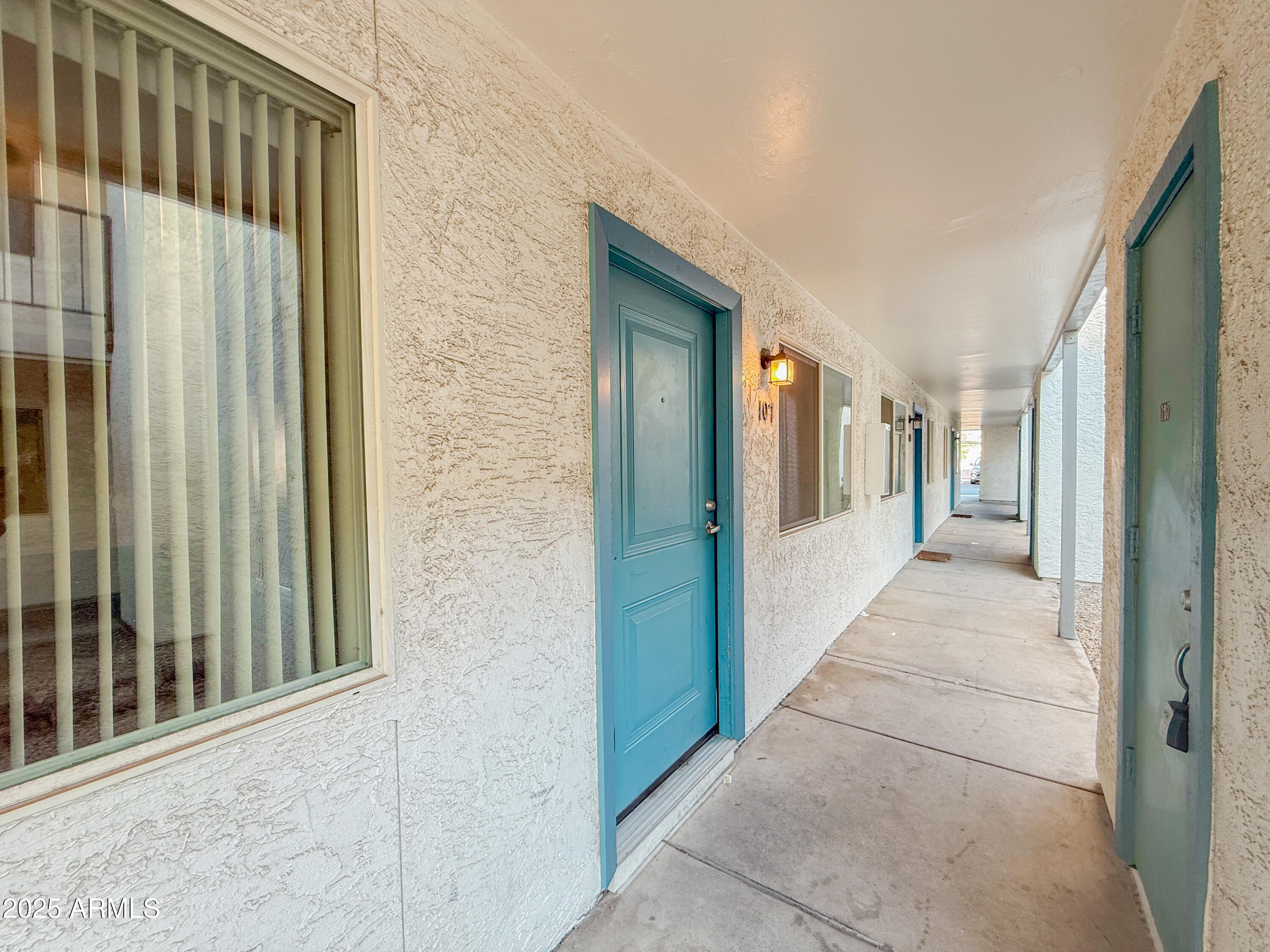 349 North 11th Street, Unit 107 Phoenix, AZ 85006 - Photo 3 of 22 a view of a hallway