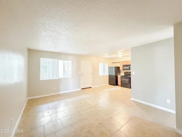 $1,050 | 349 North 11th Street, Unit 107, Phoenix, AZ 85006