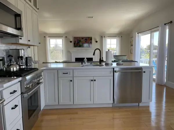 $3,750,000 | 28 Beach Road, Oak Bluffs, MA 02557