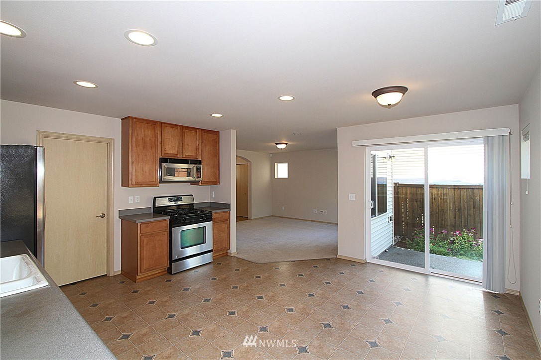 15021 38th Drive Southeast Bothell, WA 98012 - Photo 6 of 16 Gallery Image 6